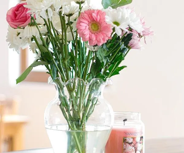 Stunning With Hot Tub *