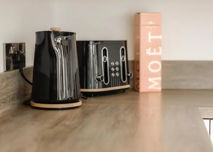 Stunning With Hot Tub