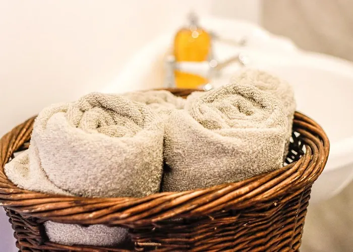 Stunning With Hot Tub Holiday home *