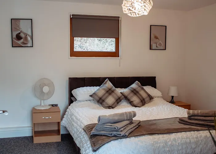 Stunning With Hot Tub Holiday home