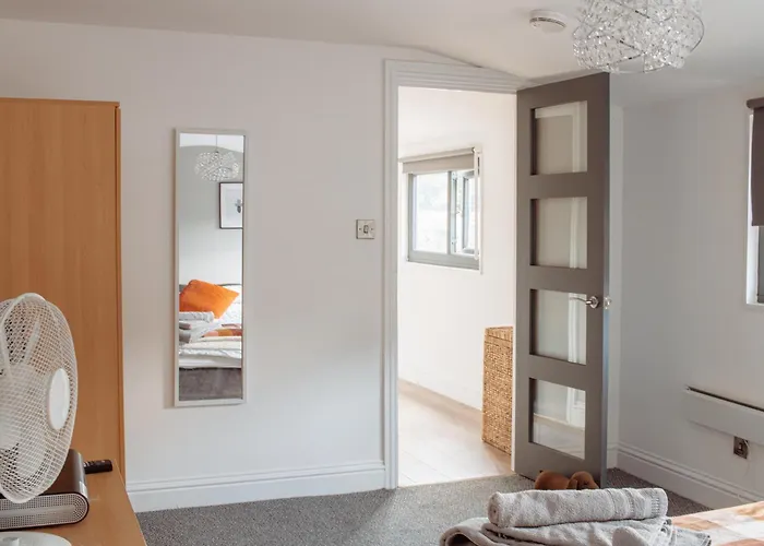 Stunning With Hot Tub *